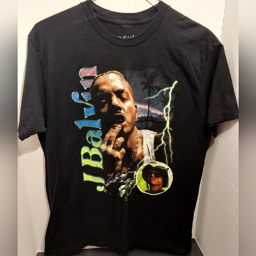 J Balvin Pop Tropical Graphic T Shirt Large Mens Black Short Sleeve Lightning